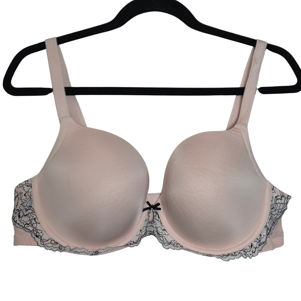 Torrid light pink with lace detail side‎ bra 40C plus size light padding